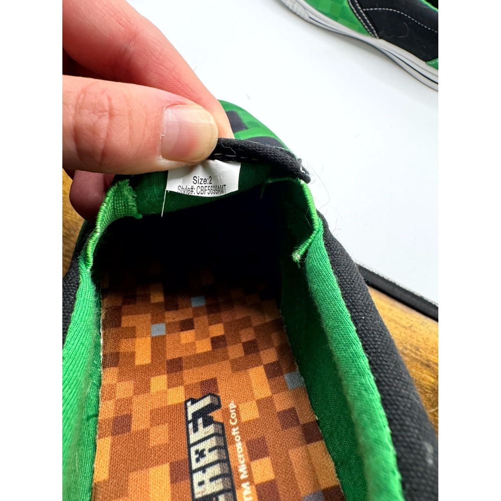 Minecraft Creeper Slip-On CBF5699AMT Boys 2 Sneaker Green Black Skateboard Shoes - Picture 9 of 10